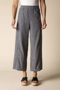 LINEN SOLID SEAMED CROP PANT BLACK